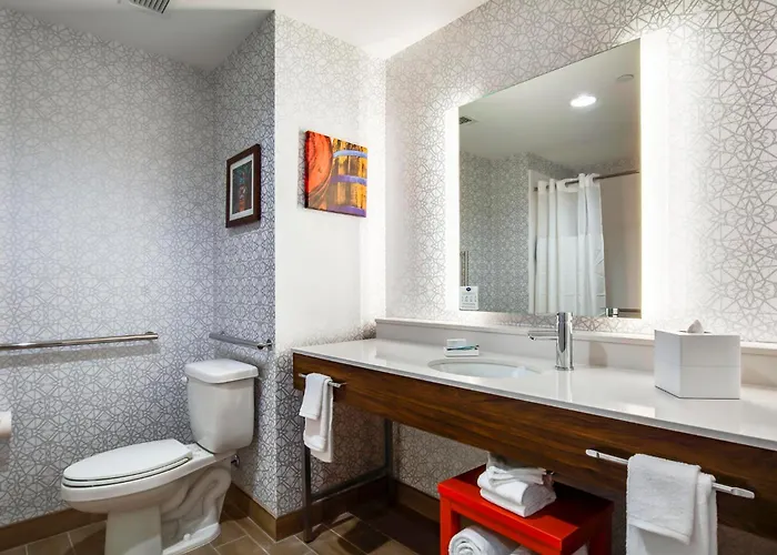 Hampton Inn & Suites By Hilton Louisville East Oxmoor