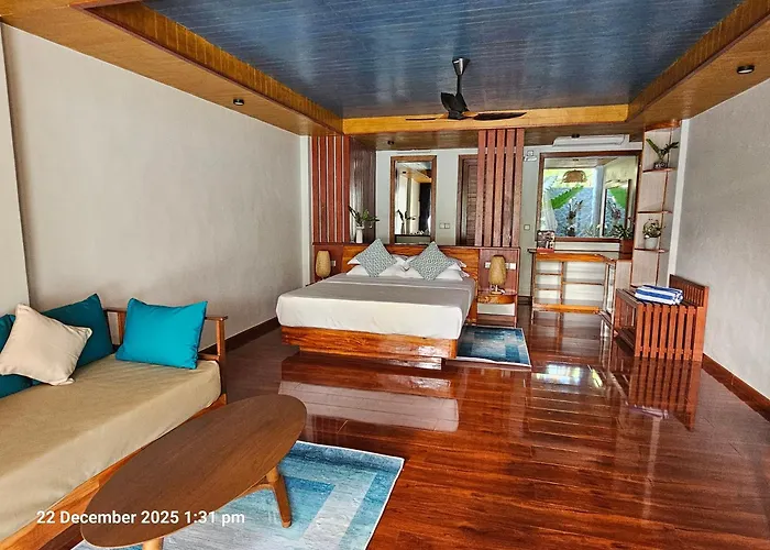 Island Luxury Retreat - Maalhos