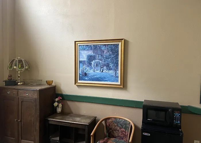 Virginian Hotel