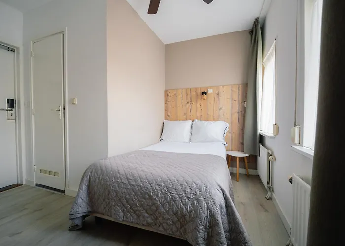 Hotel Emilia