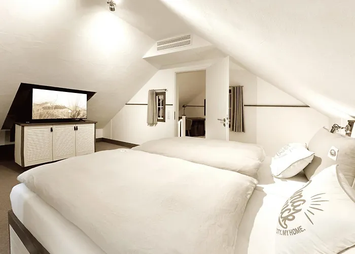 Hotel The Farmhouse No 50 - Kostenfreies Parken! - Cafe & Eventrooms