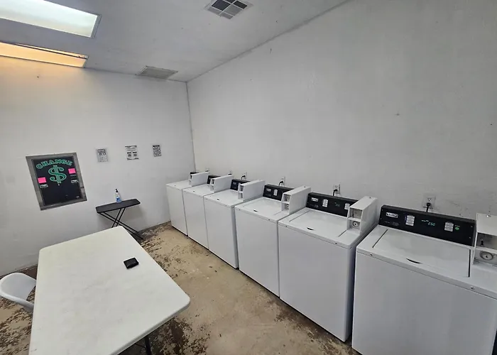 El Dorado Suites