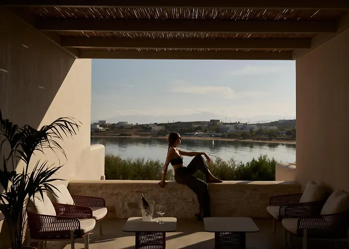 Salt Suites Paros