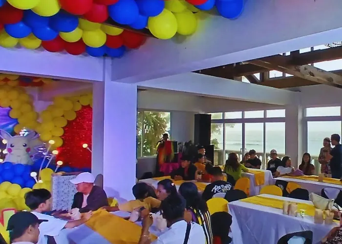 Three M'S Hotel And Restaurant