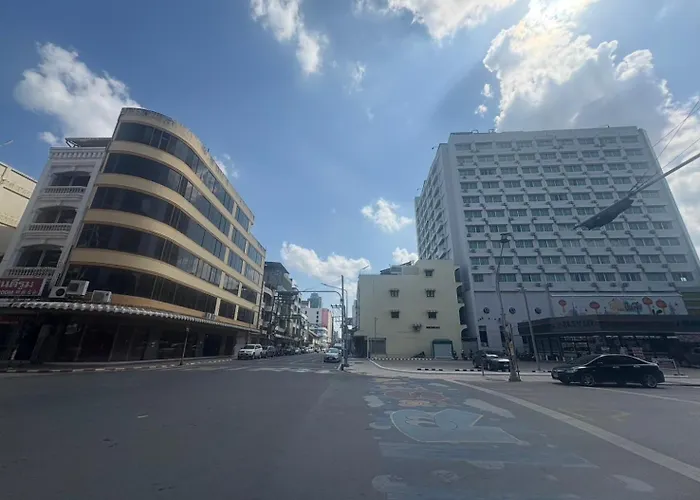 Hometown Stays Hatyai