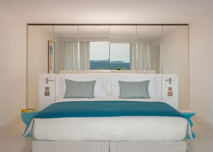 Hotel Les Roches - Relais & Chateaux