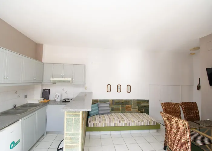 Aquarius Apartments "By Checkin"