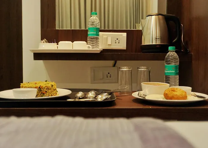 Gateway Transit Hotel