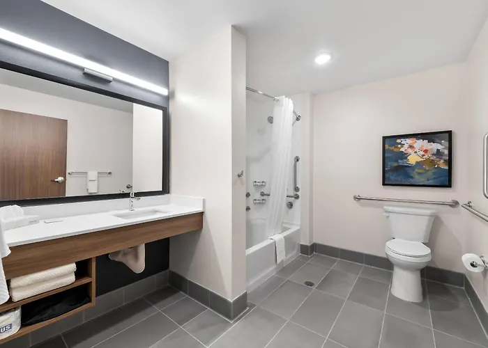 Everhome Suites San Bernardino - Loma Linda