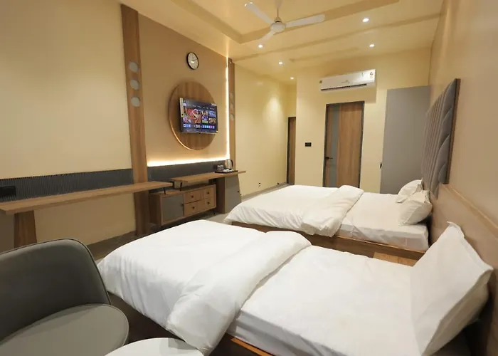 Hotel Black Harbour - A Unit Of Om Shanti Inn