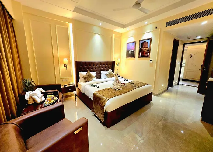 Hotel Regal Club And Resort