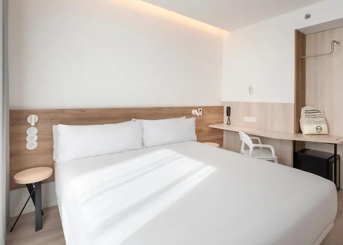 B&B HOTEL Setúbal Bonfim