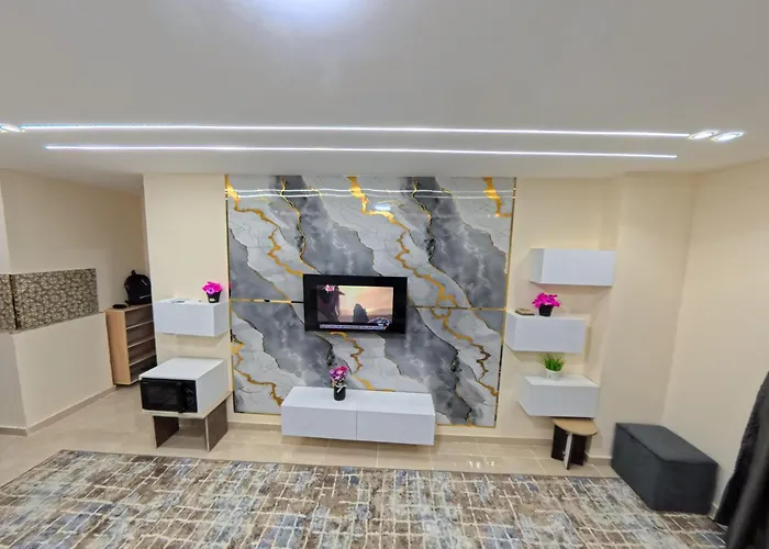 New Chalet With Sea View And Private Beach Access 82M
