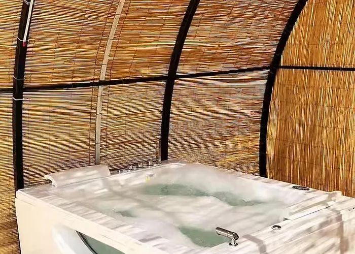 Sunset Domes Premium