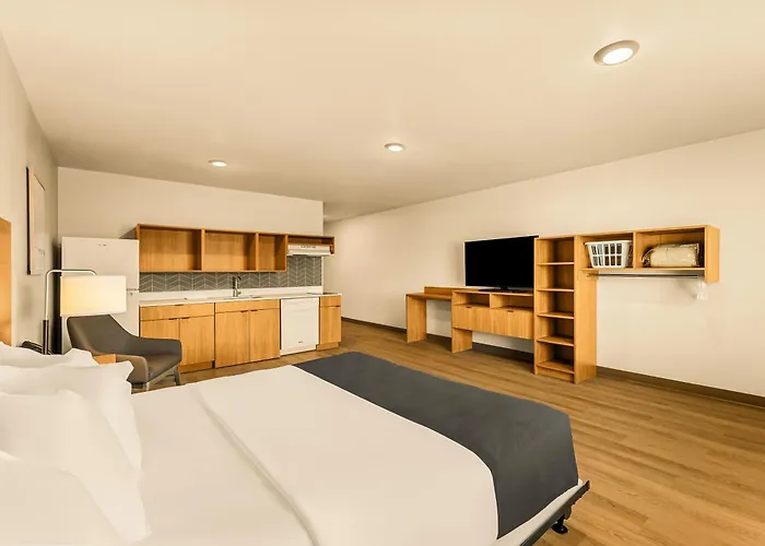 Livaway Suites Salt Lake City- Draper