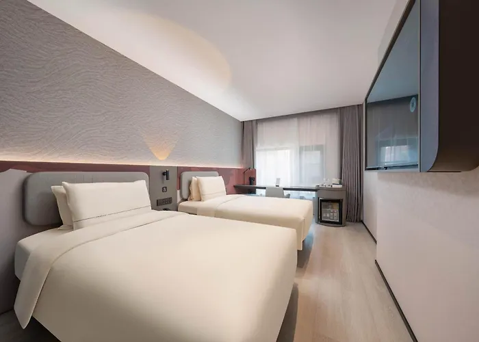 Atour Light Hotel Beijing Wukesong 301 Pla Hospital
