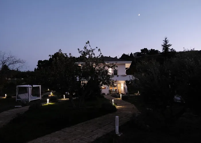 Amarena Garden House