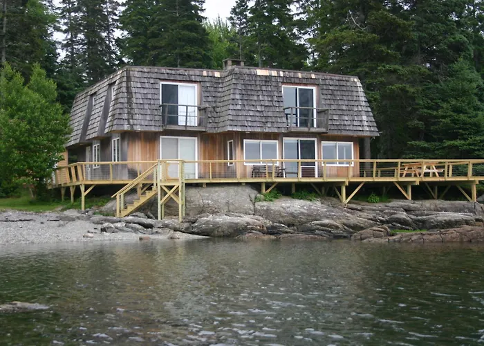 Everett Cottage At Indian Point In Bar Harbor