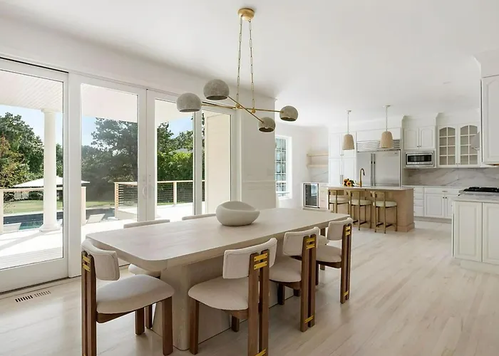 Villa Isaiah - Southampton Luxury Estate