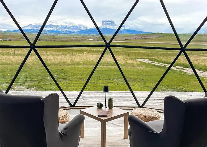 Chief Mountain Cabins