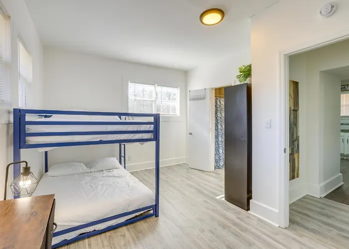 Renovated Birmingham Home - Ideal For Work Trips!