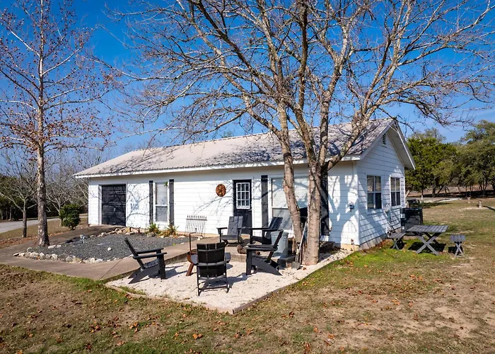 River Access Pet Friendly Fishing Sleeps 4