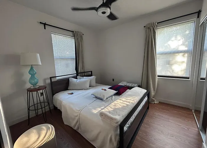 Cozy Home Away From Home!