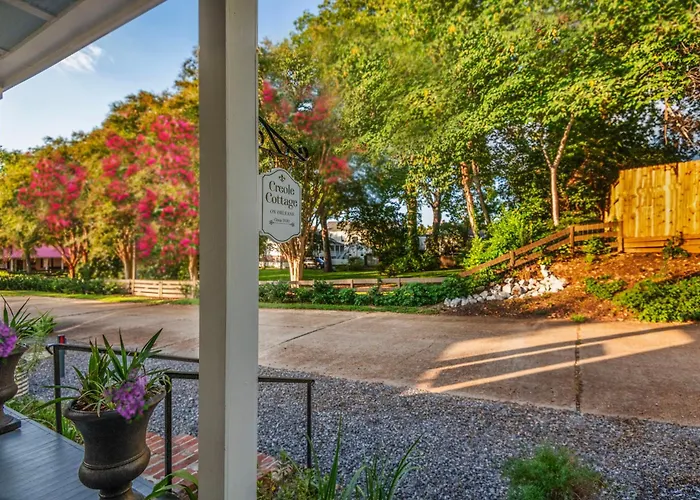 Creole Cottage - 2 Bed, 1 Bath, Pet Friendly With Fee, Walk To Downtown, Grill, Washer & Dryer