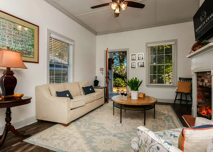 Creole Cottage - 2 Bed, 1 Bath, Pet Friendly With Fee, Walk To Downtown, Grill, Washer & Dryer