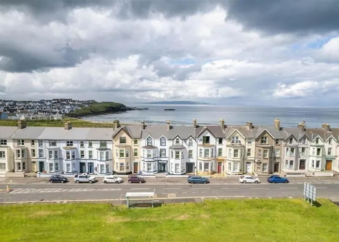 Cosy Dog-Friendly By West Strand - Dunluce Park 1