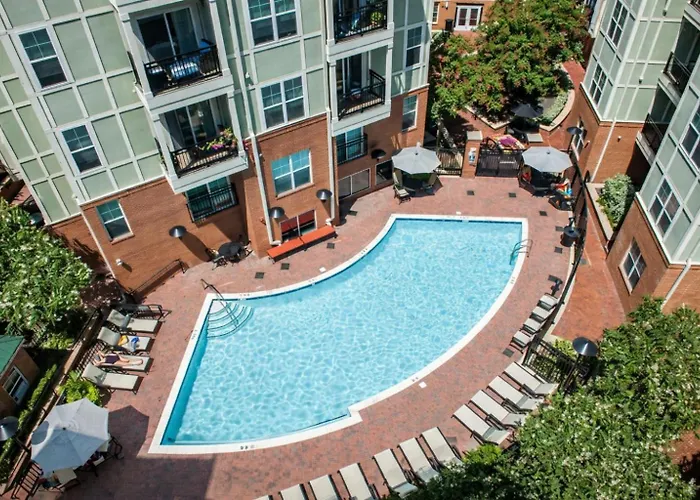 The Manor - Alexandria