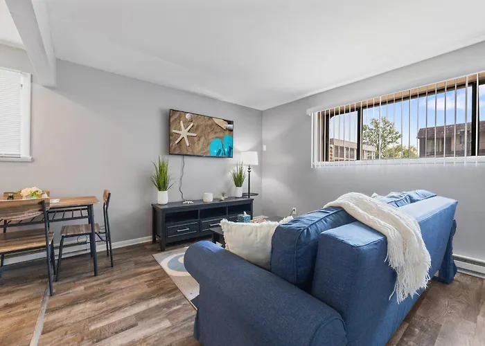 Large2Br/Great For Work Crews&Families/Desk/Parkng
