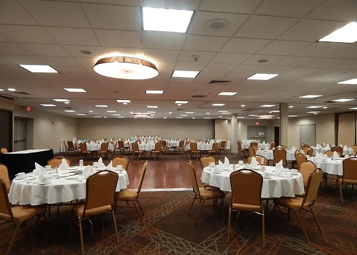 Ramada By Wyndham Uniontown