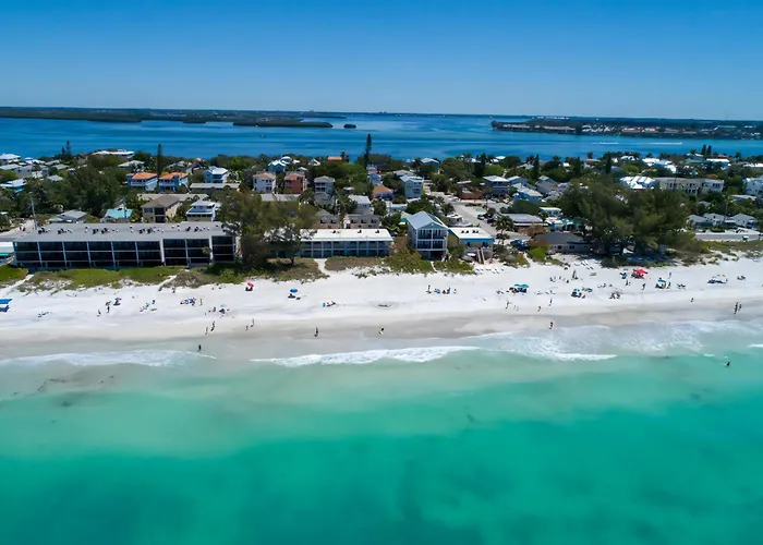 Pet-Friendly And Really Close To Beach!