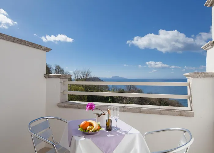 Mini Hotel - Angolo Di Paradiso -