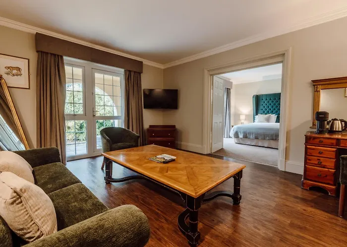 New House Country Hotel