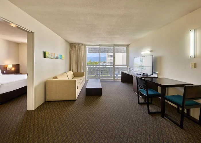 Cairns Harbourside Hotel