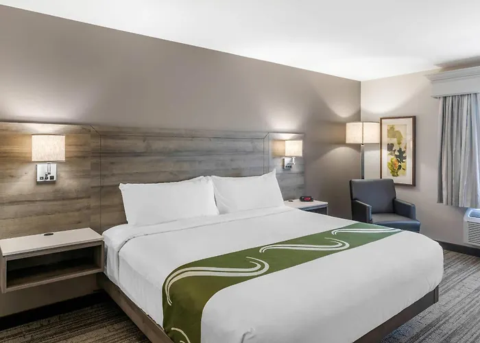 Amsterdam Inn & Suites, An Ascend Collection Hotel