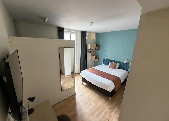 Contact Hotel Les Platanes - Clim Mobile En Option