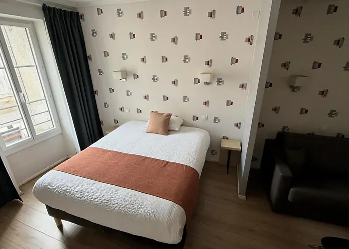 Contact Hotel Les Platanes - Clim Mobile En Option