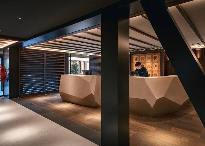Le Parc Hôtel devient YONA