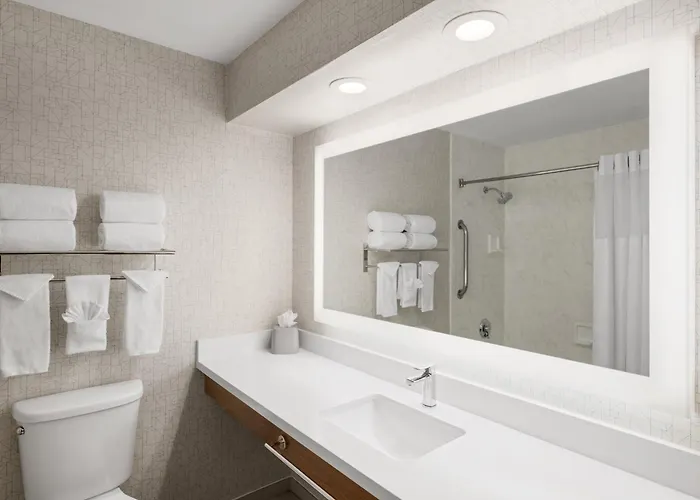 Holiday Inn Express San Diego - Sea World Area By Ihg