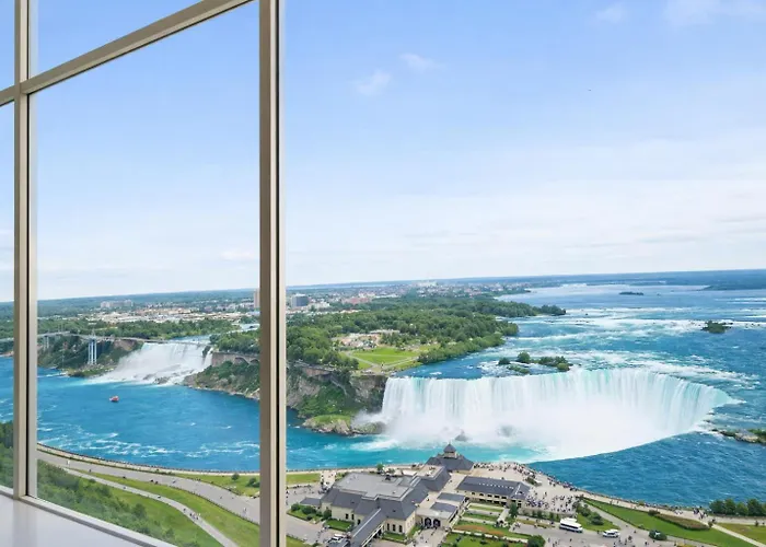 Tower Hotel At Fallsview