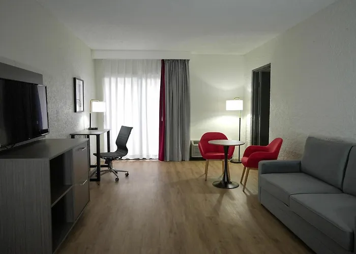 Ramada By Wyndham Tulsa Broken Arrow