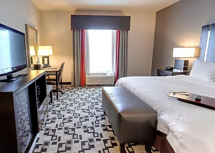 Hampton Inn And Suites Marksville