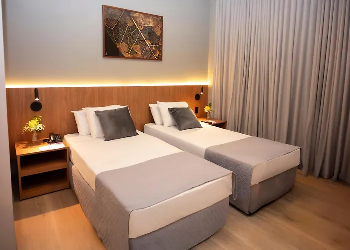 Delcas Hotel