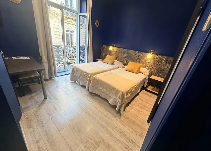 Hotel Comedie - Place De La Comedie Corum