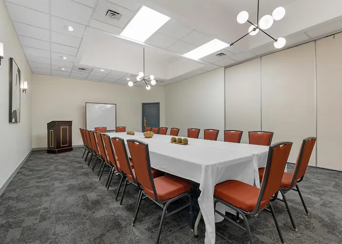 Best Western Plus Burnaby Hotel