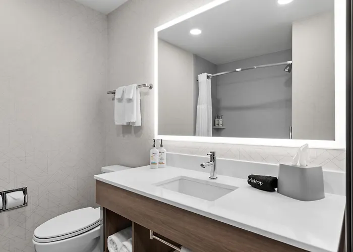 Holiday Inn Express Hotel & Suites Santa Cruz By Ihg
