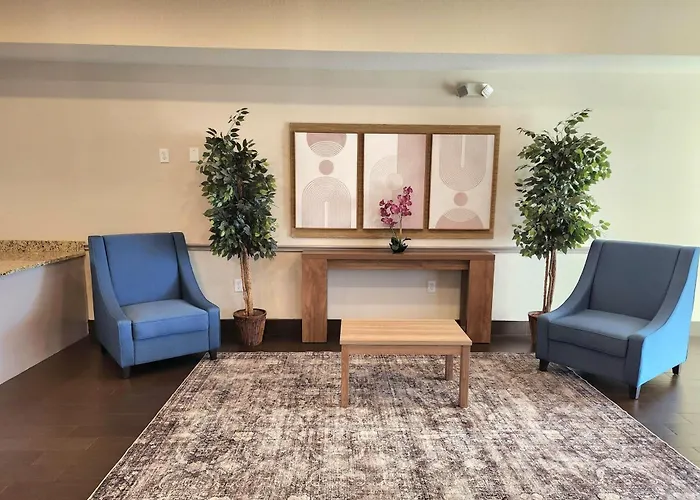 Days Inn & Suites By Wyndham Houston / West Energy Corridor